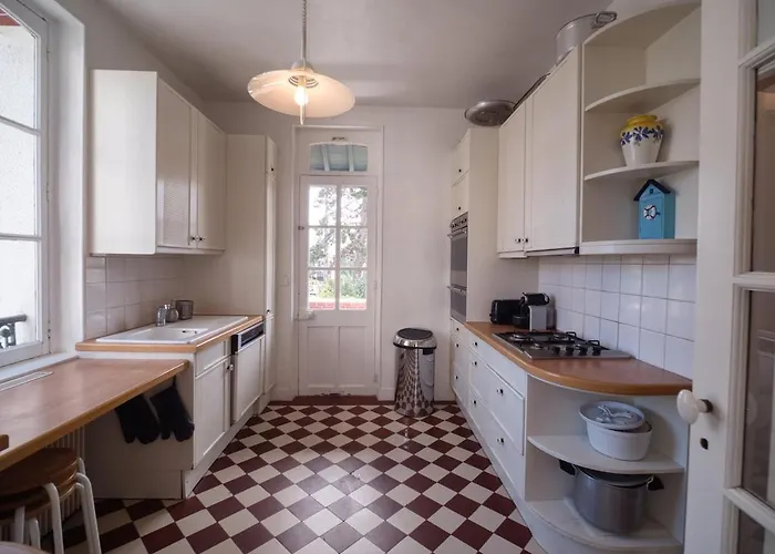 La Frendah - Maison Familiale A - 12 Personnes - A 50 M - Jardin Nyaraló