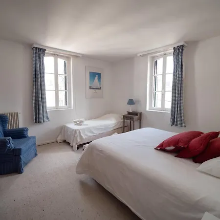 La Frendah - Maison Familiale A - 14 Personnes - A 50 M - Jardin Cabourg